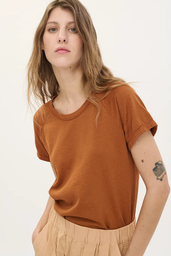 Bf designed by beatriz furest CAMISETA WARRIOR 2025