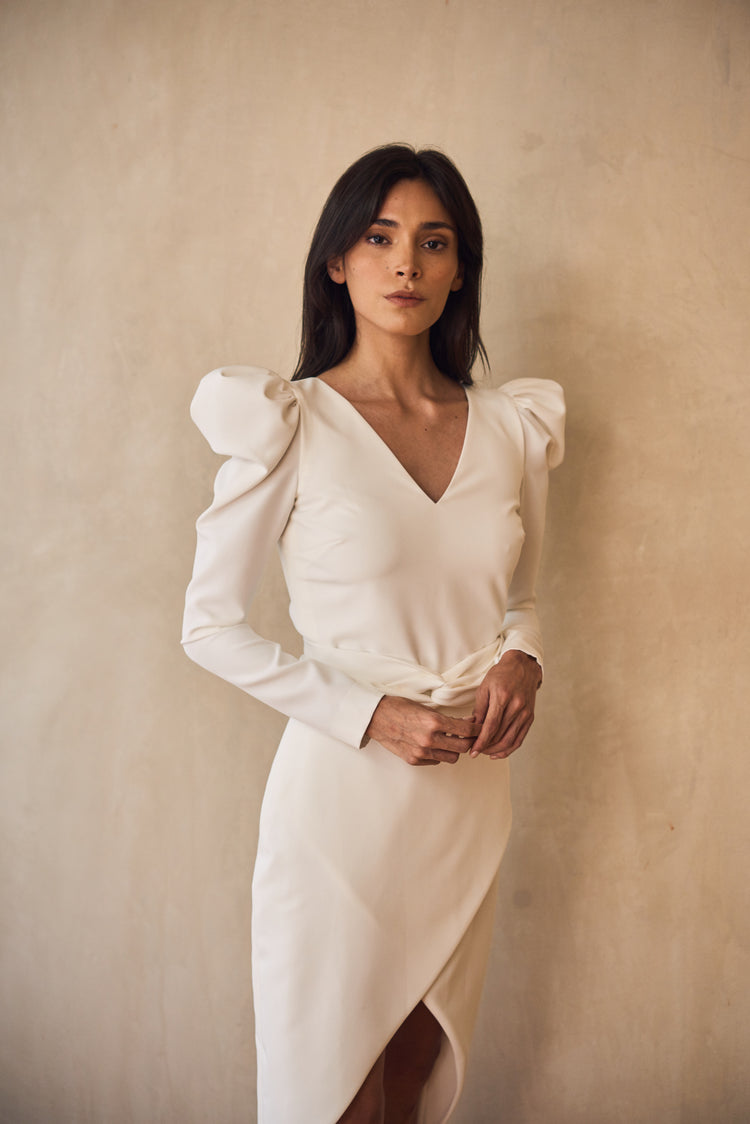 Camille Madrid White Dress Liquidación