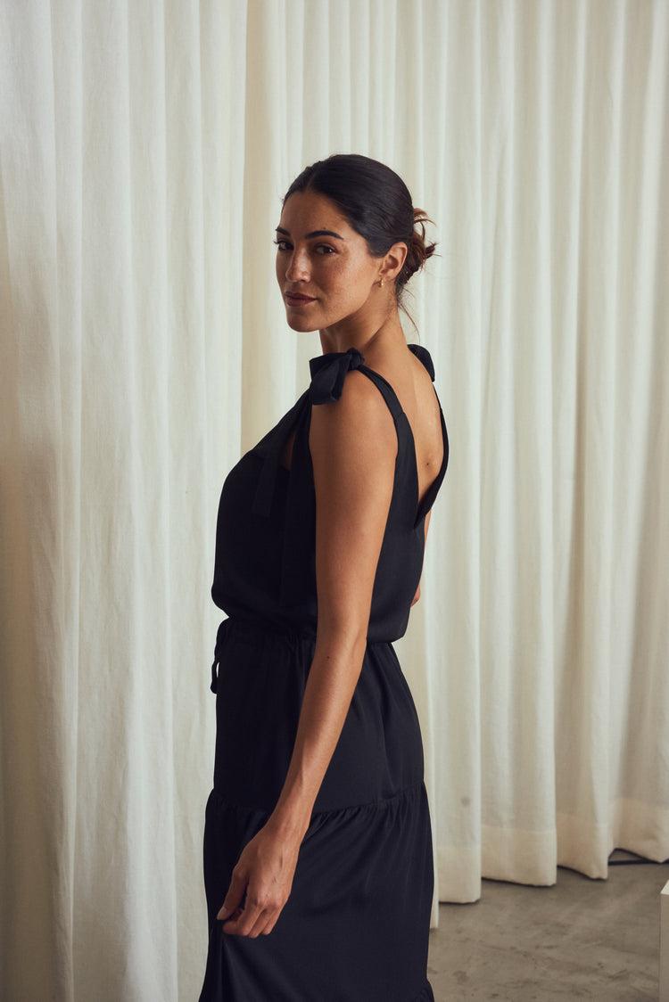 Camille Santorini Black Dress Envío internacional gratuito