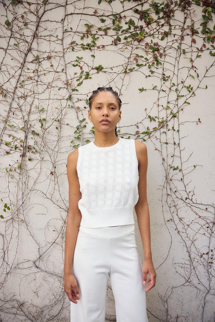 Camille Dubai White Knitted Top Ofertas