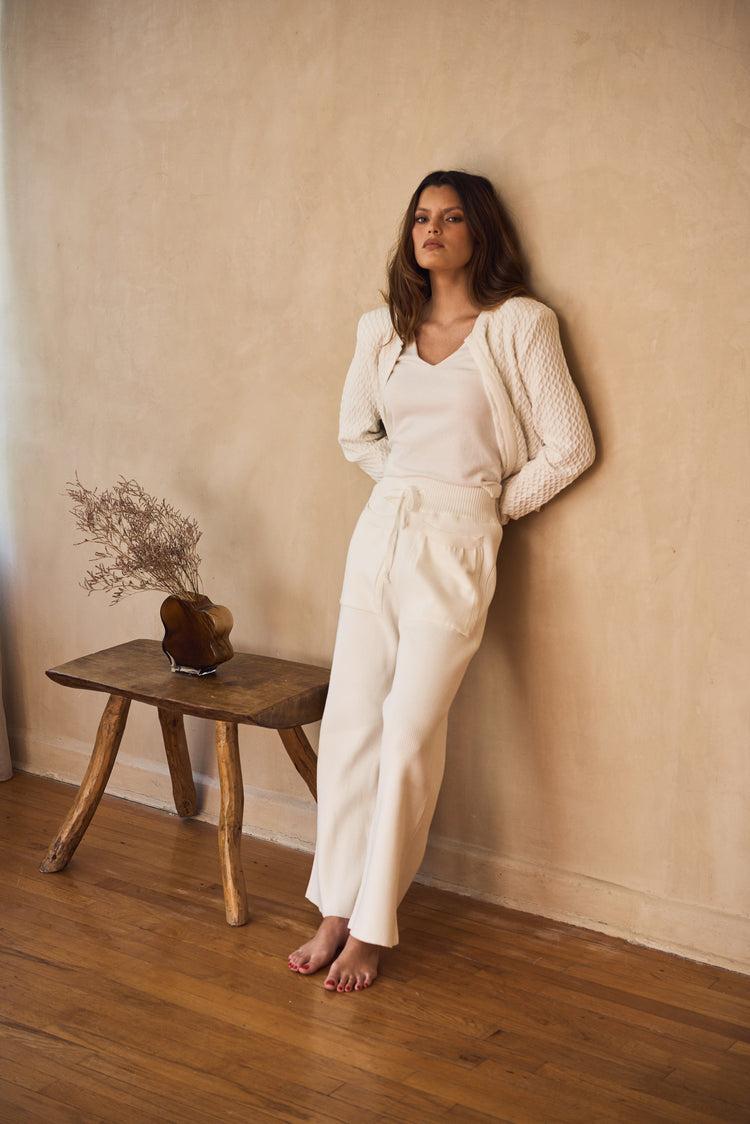 Camille Lisbon White Knitted Pants Solo hoy