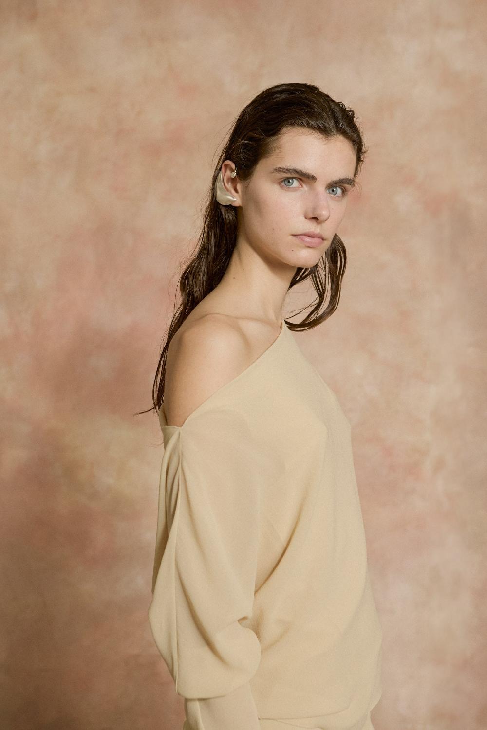 Cortana Trouble top de seda beige Oferta especial de fábrica