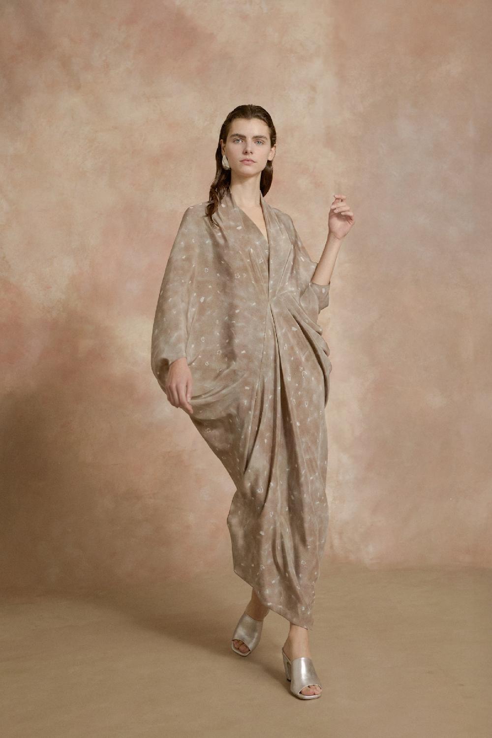 Cortana Mayu vestido en seda verde Oferta especial de fábrica