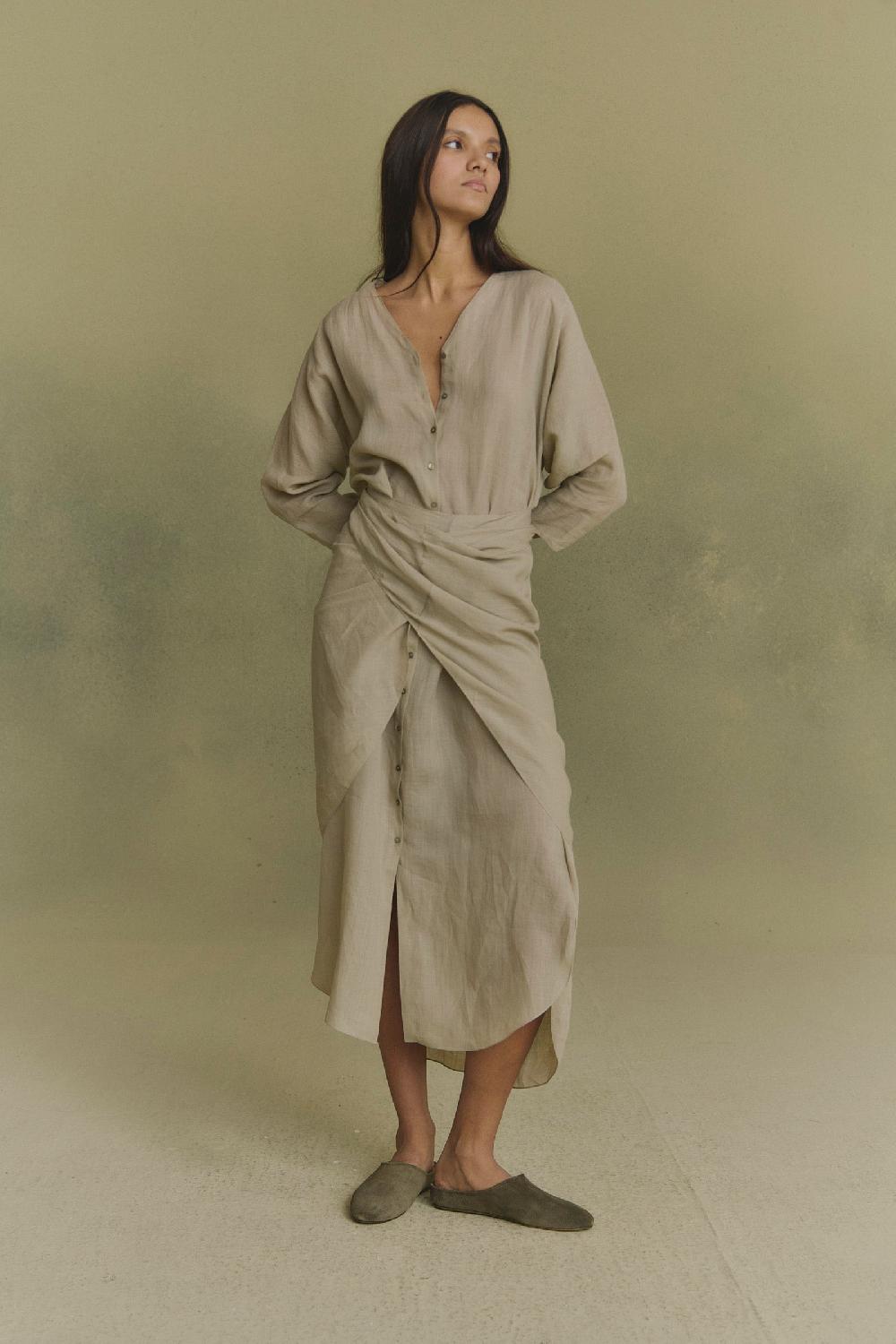 Cortana Tramonto vestido midi de ramio verde salvia Devoluciones gratuitas