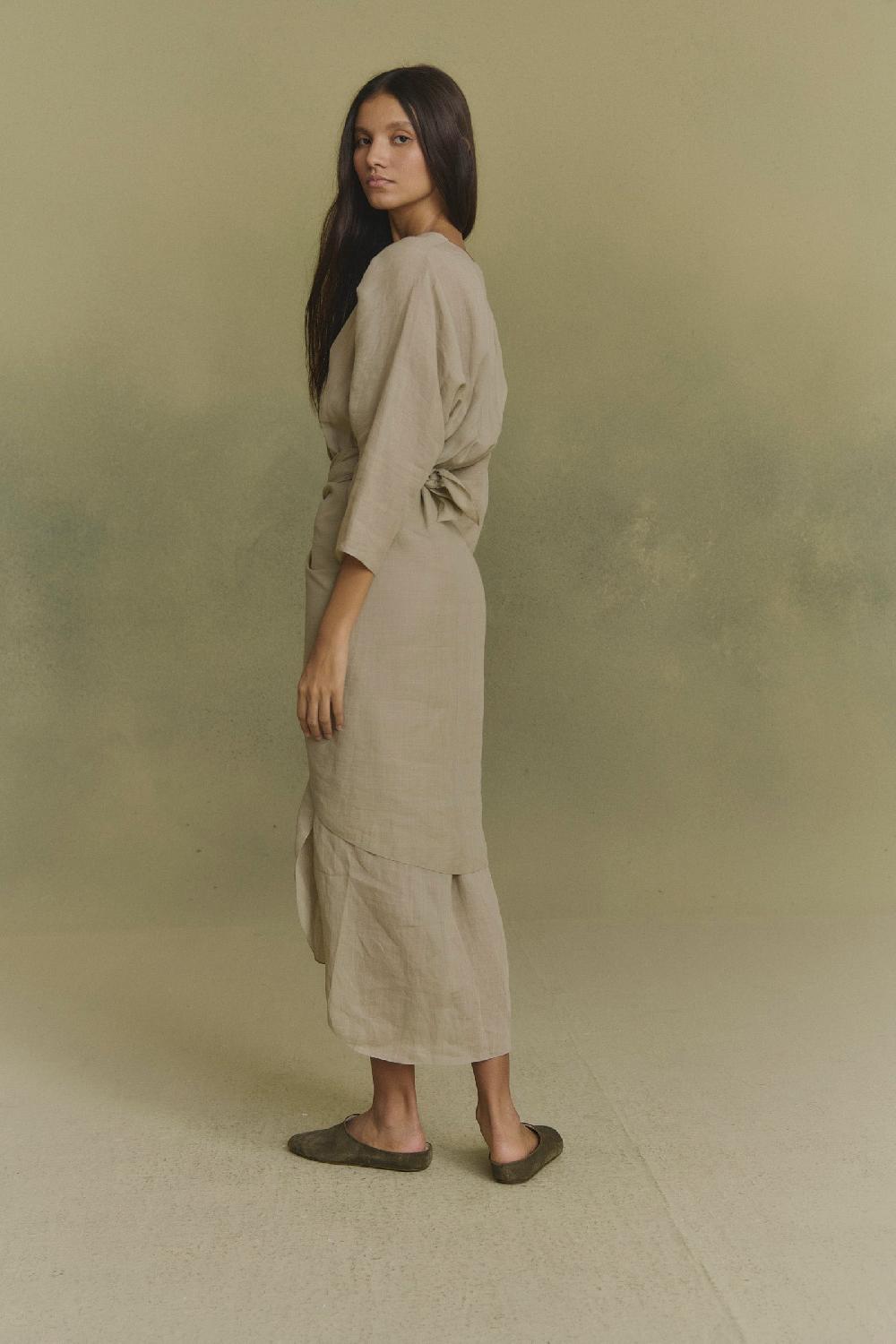 Cortana Tramonto vestido midi de ramio verde salvia Devoluciones gratuitas