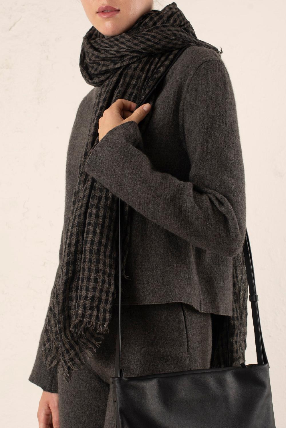 Cortana Trevor foulard a cuadros vichy gris y negro en cachemir y seda COMPRAR AHORA