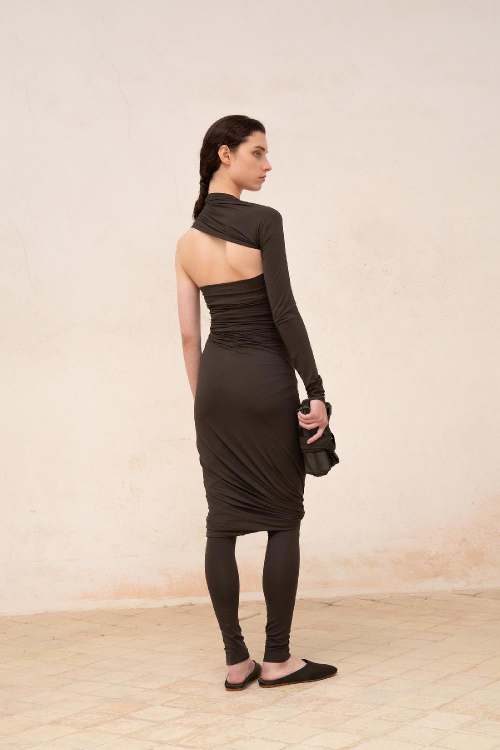 Cortana Babar top asimetrico en cupro stretch grafito Descuento