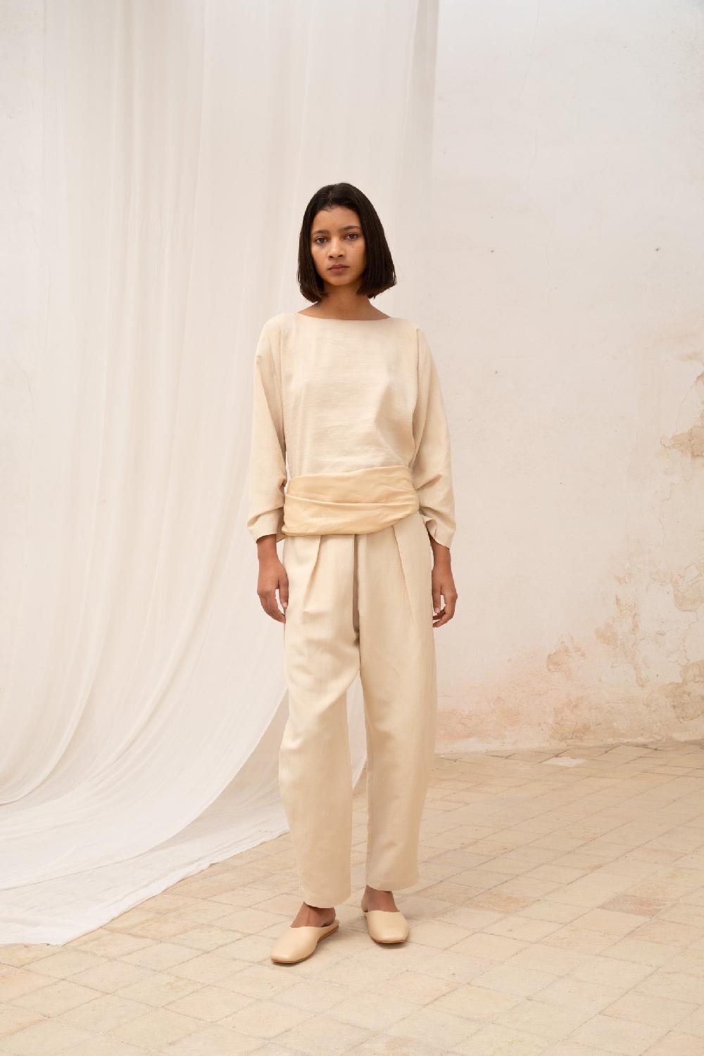 Cortana Ama pantalon en lino y seda beige Tienda