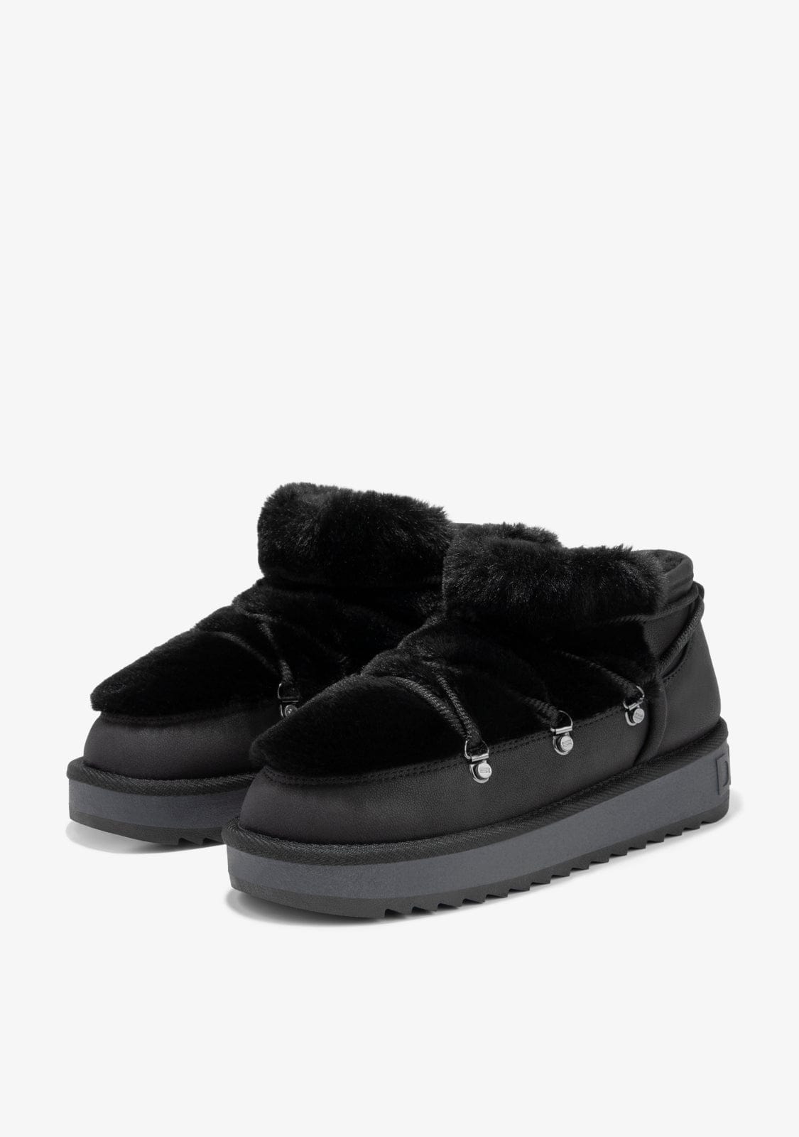 D.franklin Nordic Trk Fur Low Black Últimos 2 días