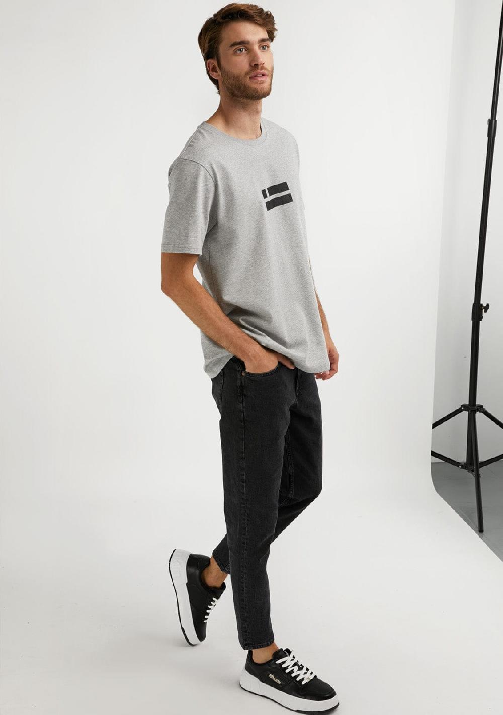 D.franklin Flag T-Shirt Grey / Black Ahorra y exporta