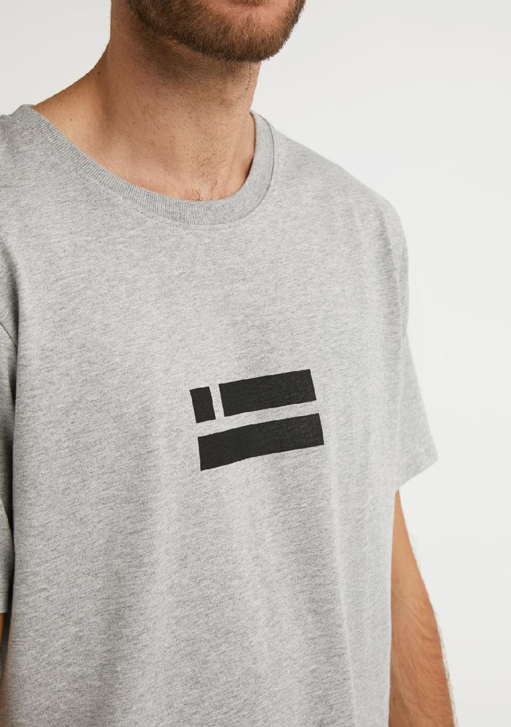 D.franklin Flag T-Shirt Grey / Black Ahorra y exporta