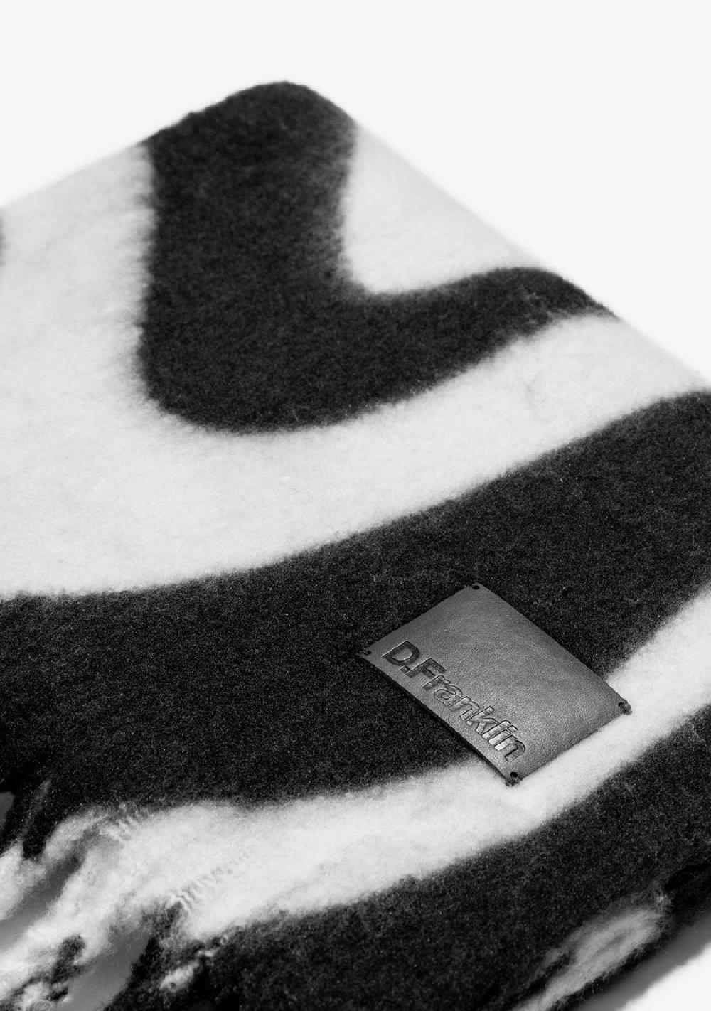D.franklin Nordic Zebra Scarf Black Gran oferta