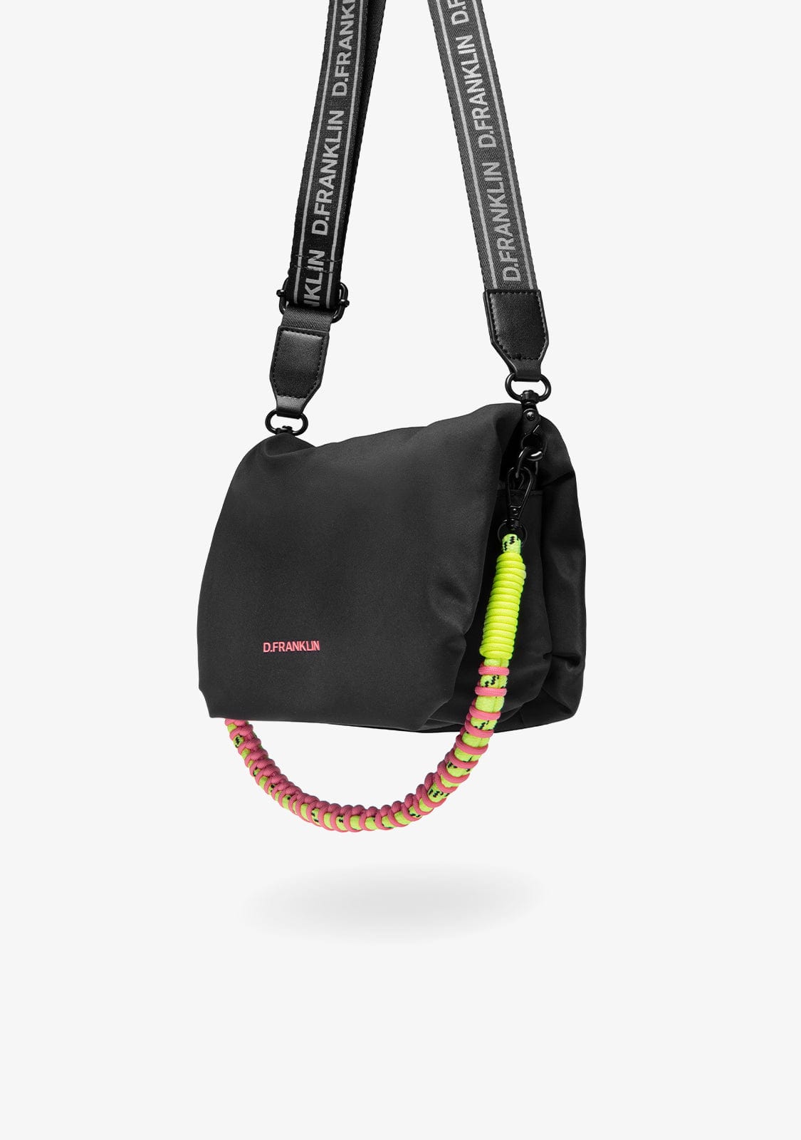 D.franklin Bomb Flap Crossbody Bag Black Ahorra y exporta