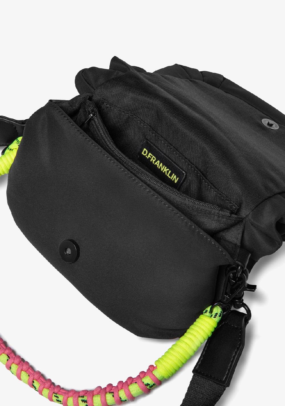 D.franklin Bomb Flap Crossbody Bag Black Ahorra y exporta