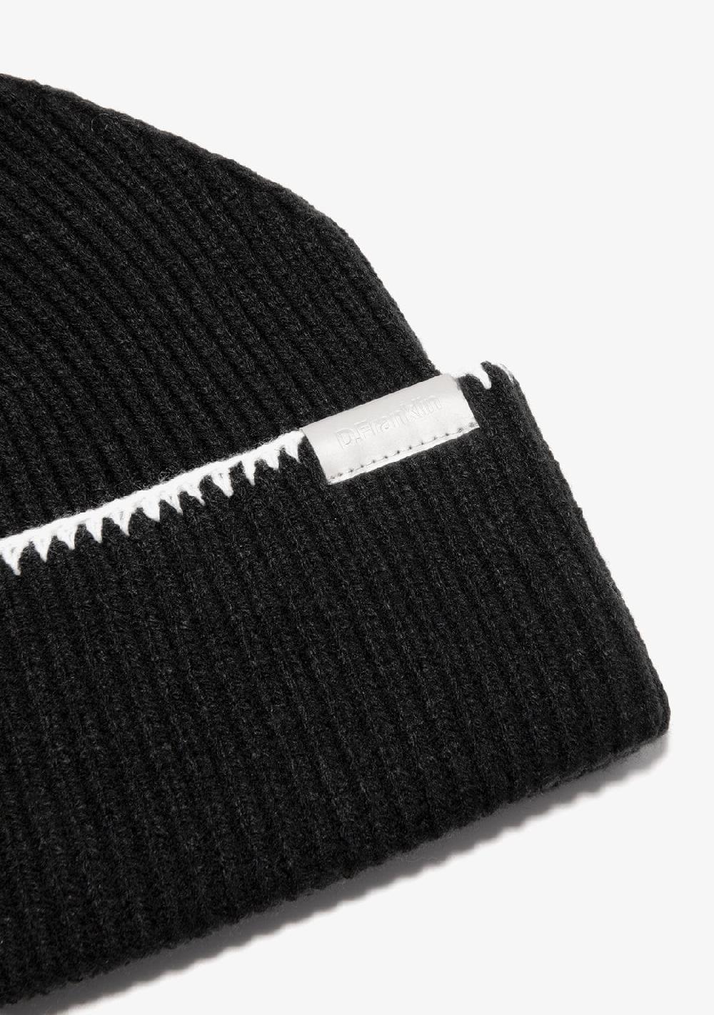D.franklin Nordic TRK Fisherman Beanie Black Descuentos del mes
