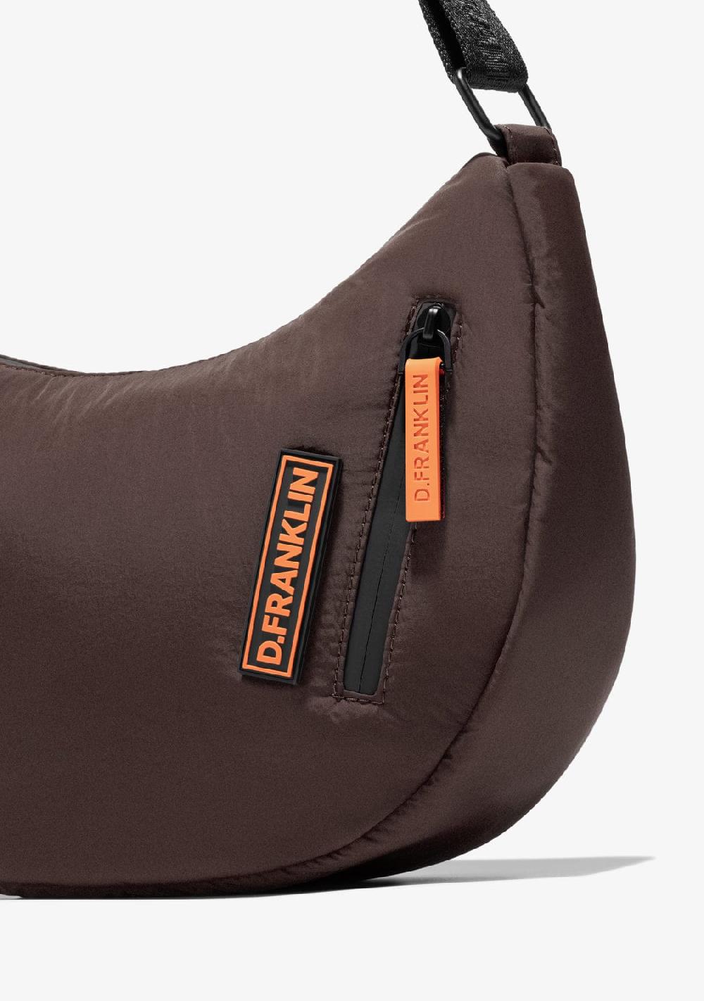 D.franklin Round Nylon Crossbody Bag Brown + Custom Set Orange Venta caliente