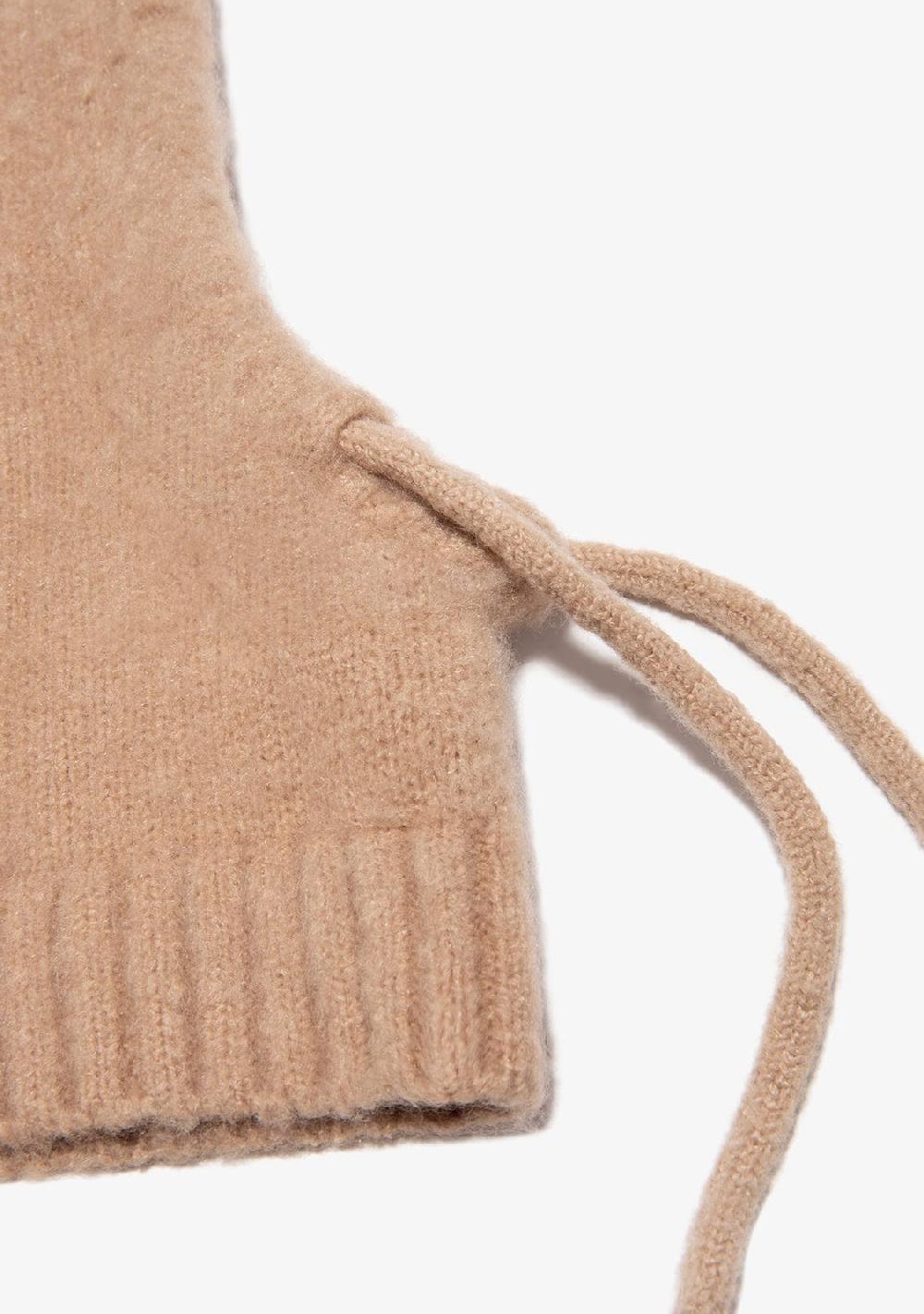D.franklin Nordic Bomb Knitted Balaclava Khaki Descuento