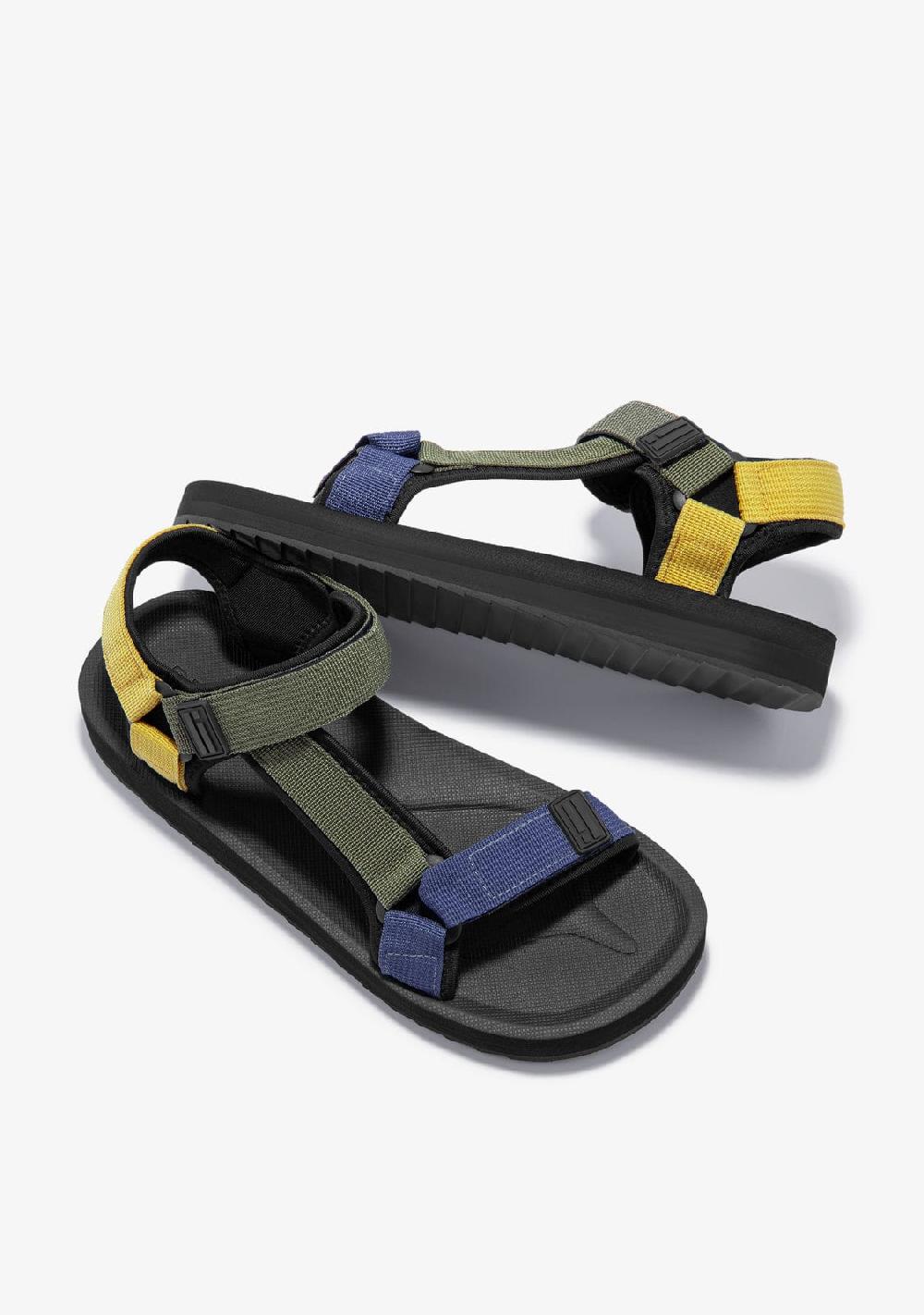 D.franklin Forest Neo Khaki / Black Devoluciones gratuitas