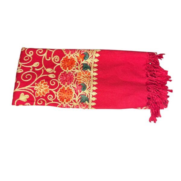 El caballo Pasmina Bordada En oferta