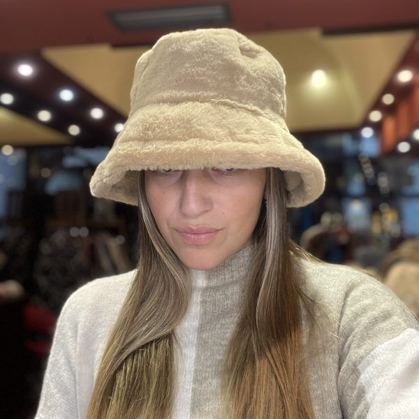 El caballo Gorro pelo Última moda