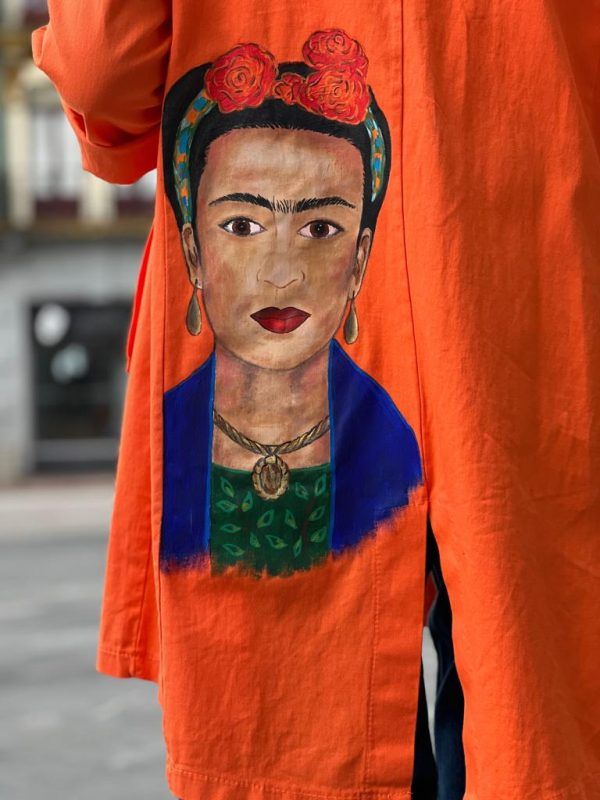 El caballo Trench Frida Envío internacional gratuito