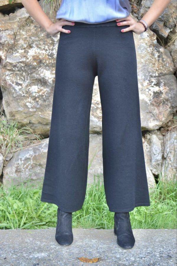 El caballo Pantalón punto Astrid Última moda
