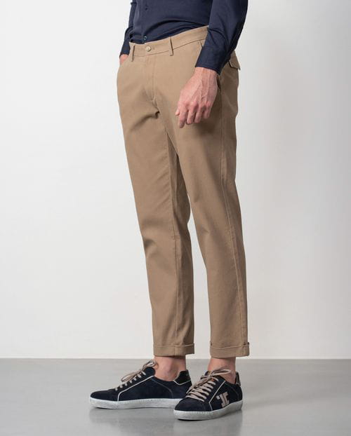 Etiem Pantalón sport chino slim fit en microestructura de algodón elástico Descuentos del mes