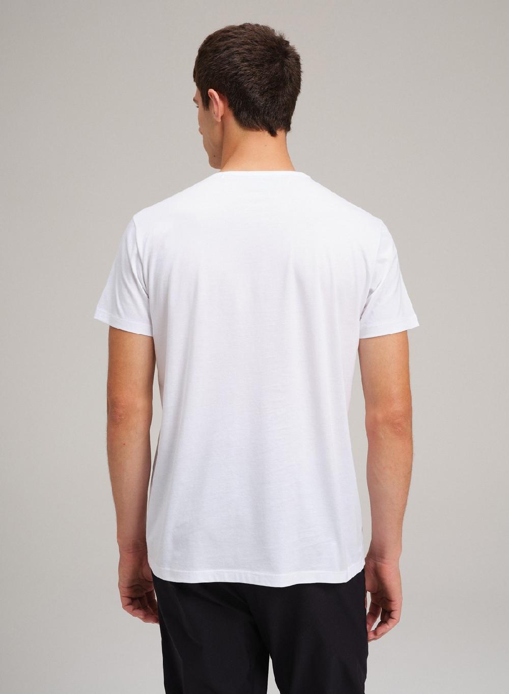 Etiqueta negra Remera luxury cuello U Promoción por tiempo limitado
