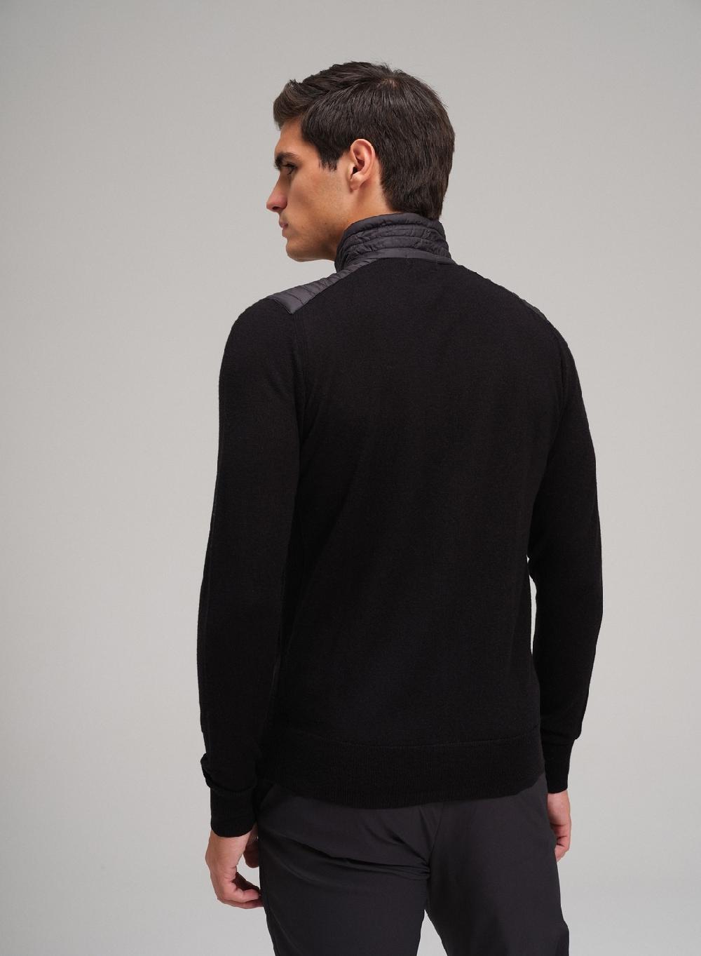 Etiqueta negra Campera con cierre hombreras merino Devoluciones gratuitas