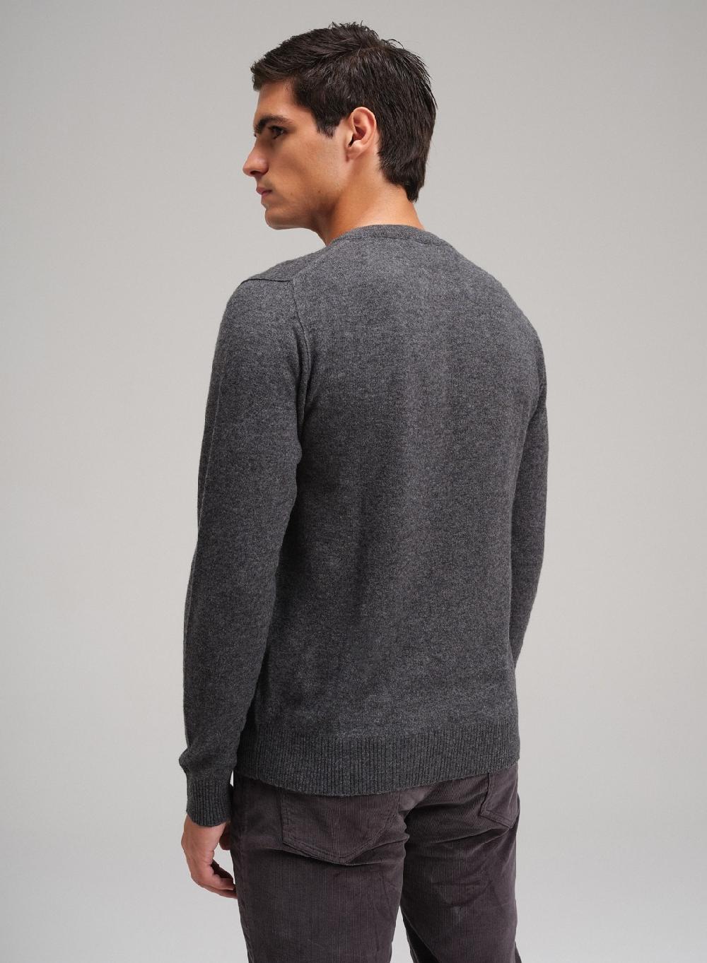 Etiqueta negra Sweater cuello U vivo lana cashmere Último día