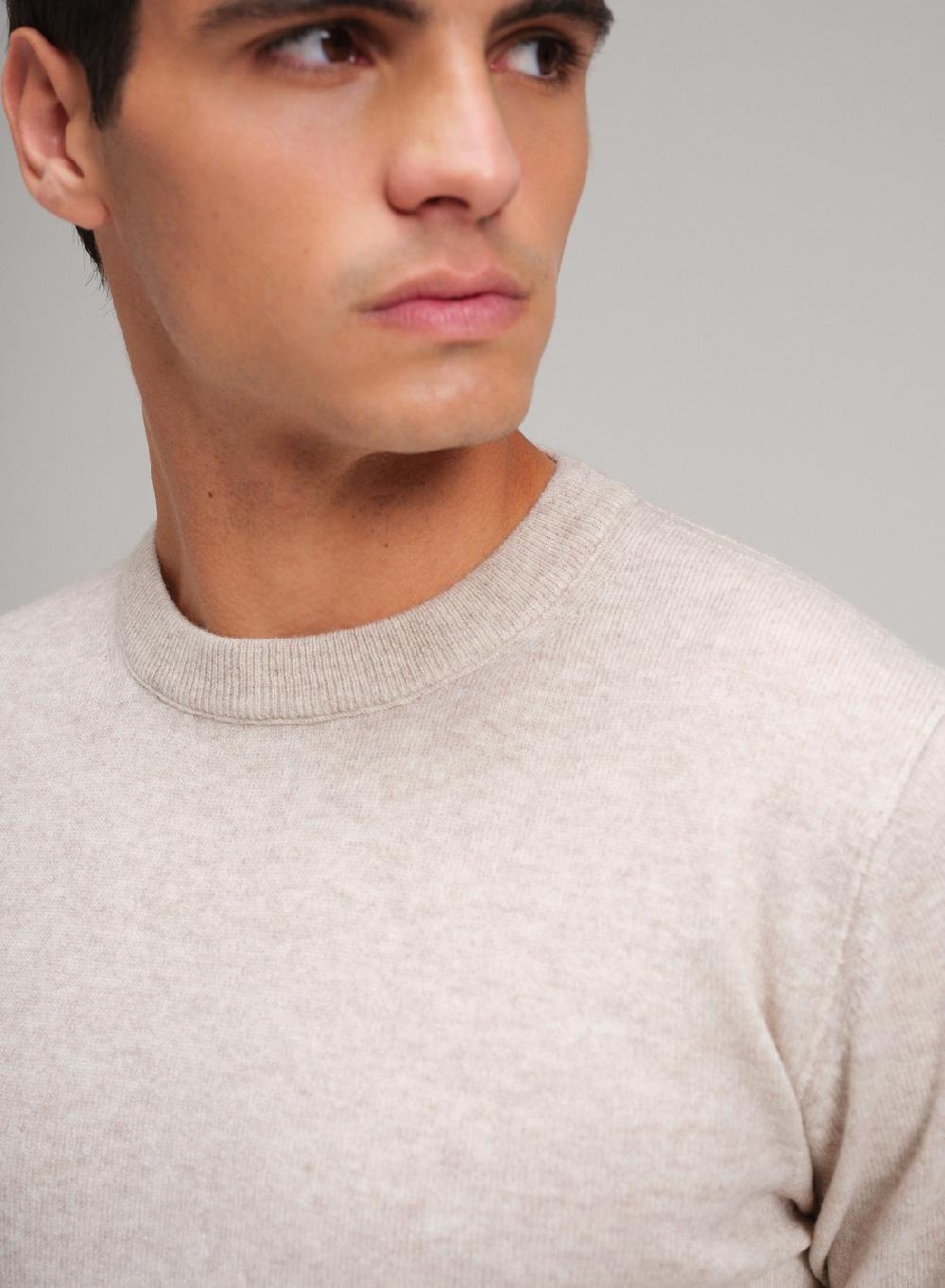 Etiqueta negra Sweater cuello U vivo lana cashmere