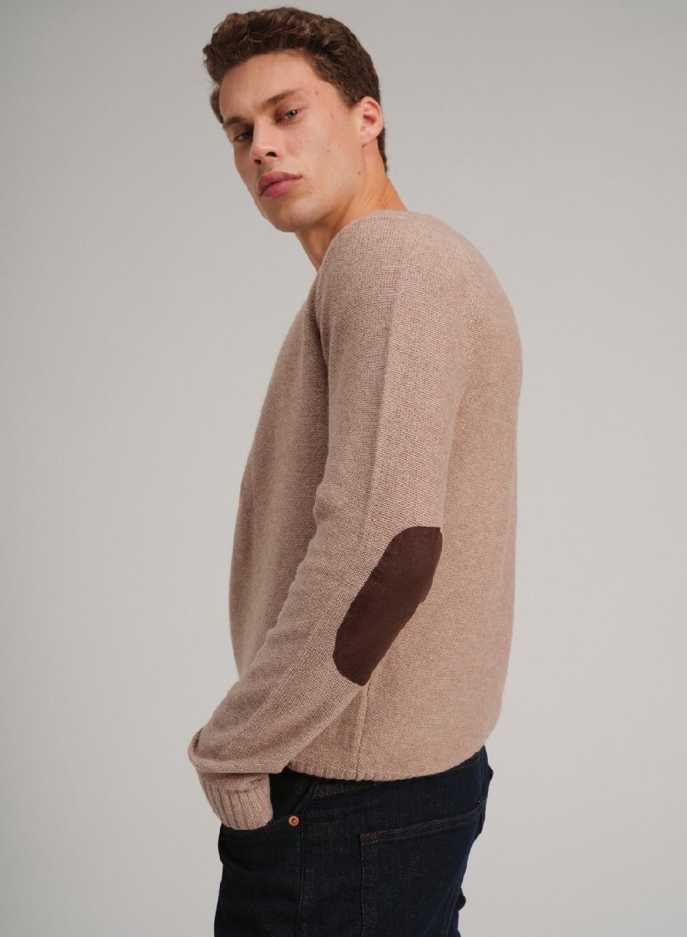 Etiqueta negra PREVENTA - Sweater cuello U coderas lana basico Grandes descuentos