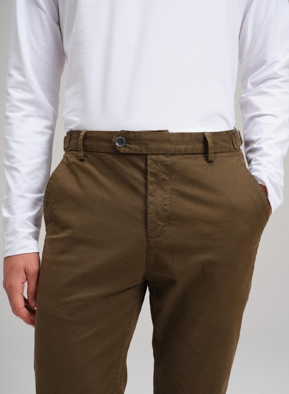 Etiqueta negra Pantalon trabas gabardina lavado Ahorra y exporta