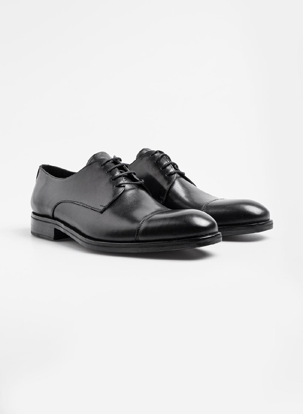 Etiqueta negra acordonado formal puntera Outlet online