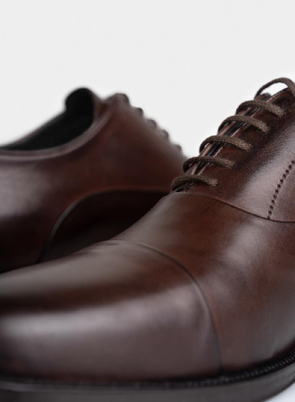 Etiqueta negra Zapato acordonado recorte y puntera Ofertas