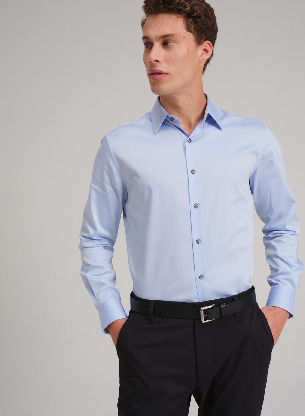 Etiqueta negra Camisa formal basica Los más vendidos