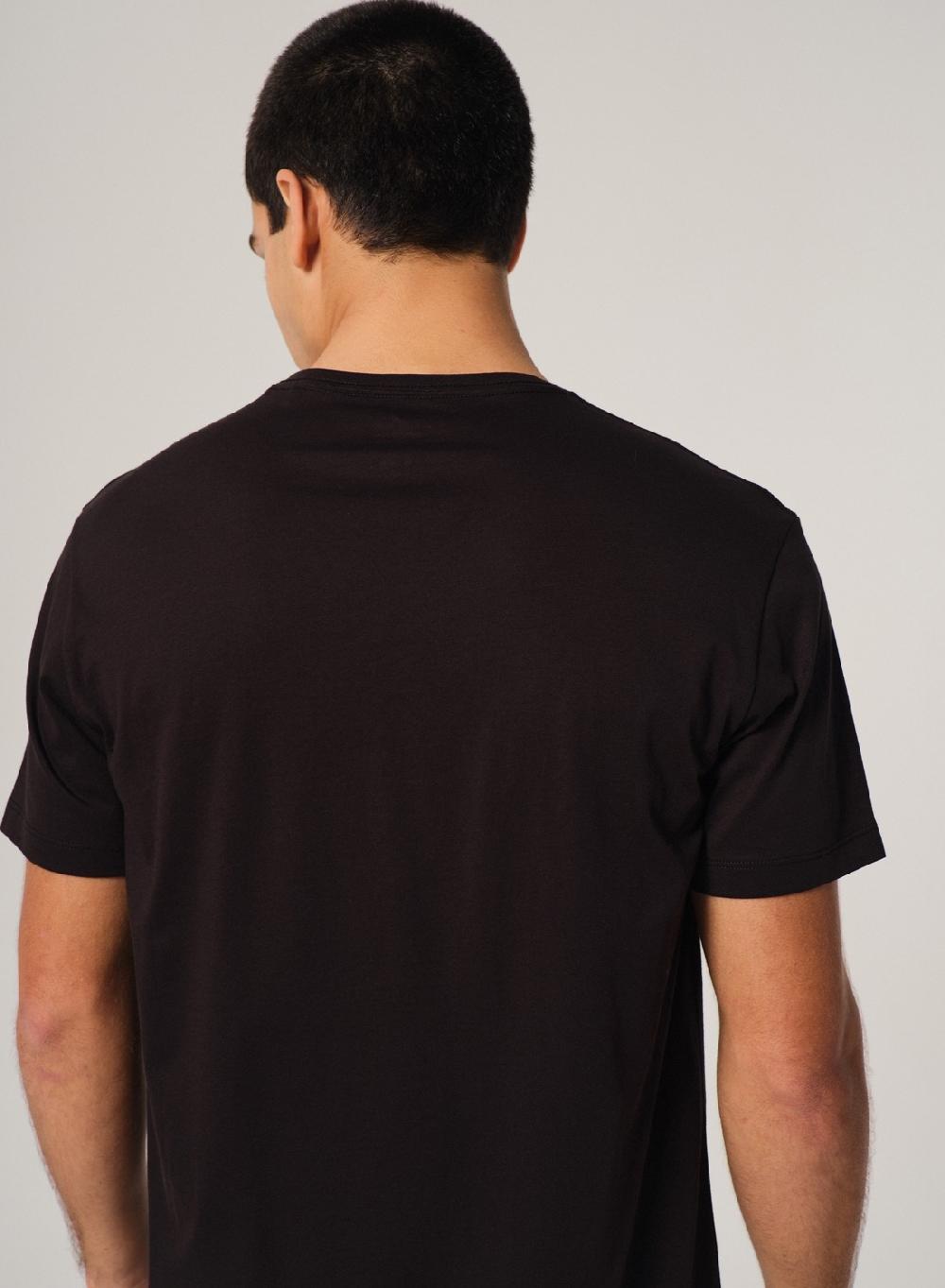 Etiqueta negra Remera luxury cuello V Oferta especial de fábrica