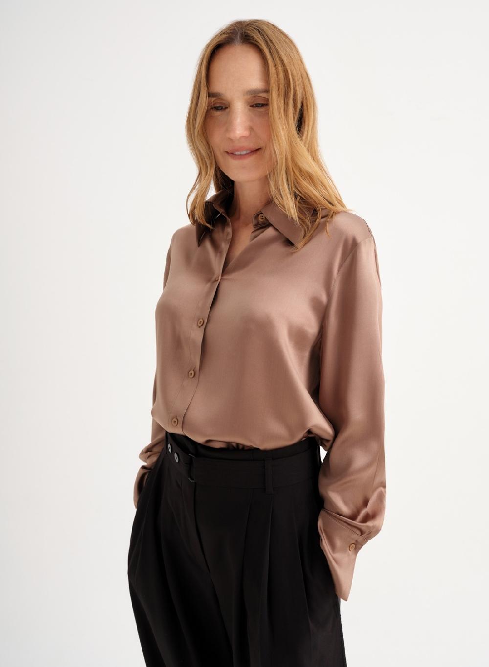 Etiqueta negra Camisa cuello seda Última moda