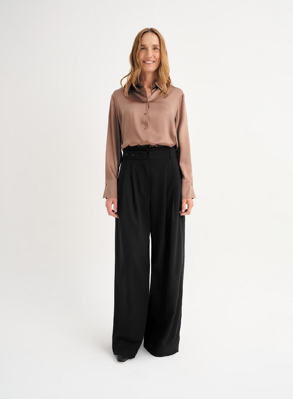 Etiqueta negra Camisa cuello seda Última moda
