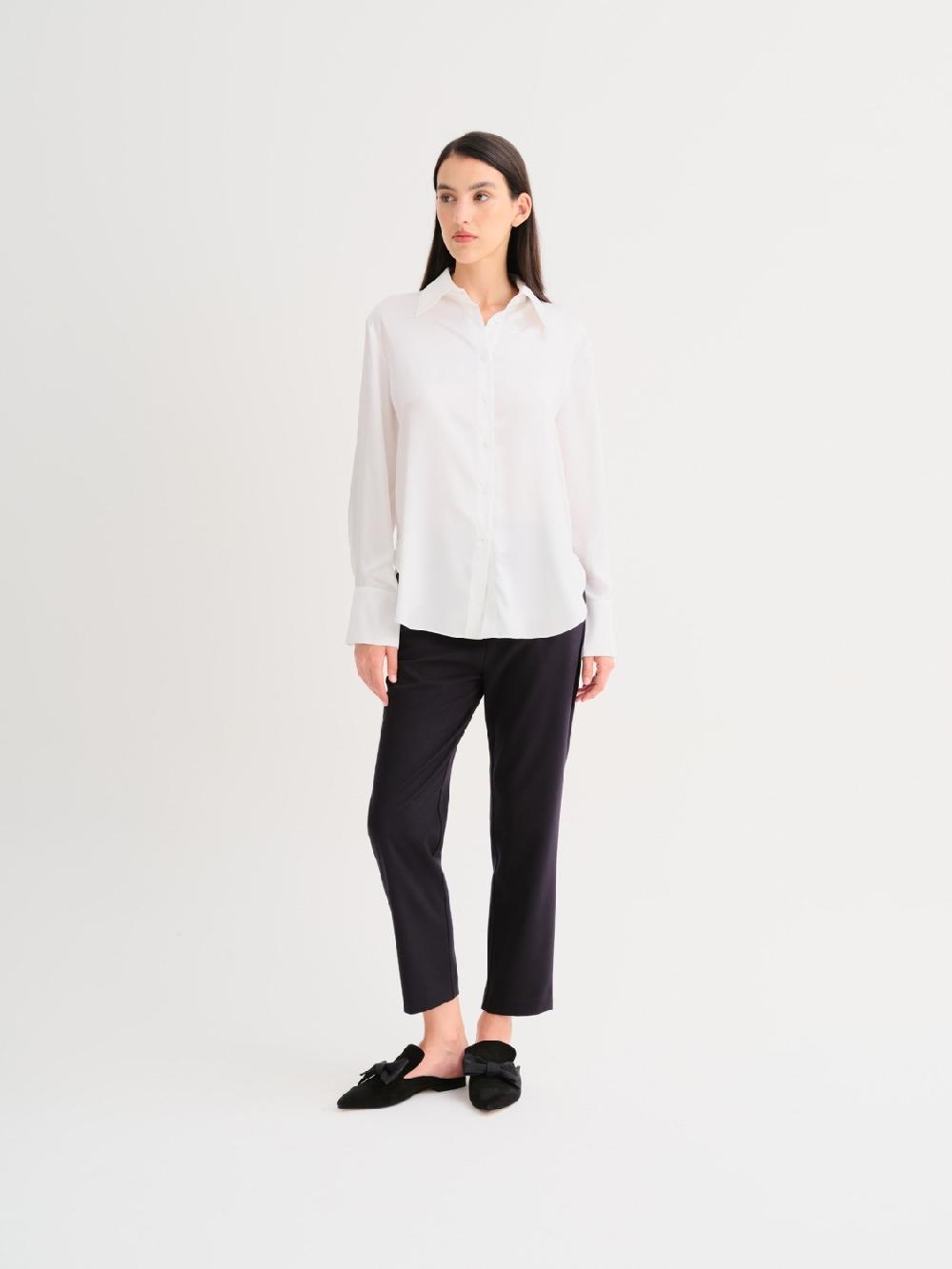 Etiqueta negra Camisa cuello seda Rebajas de fin de temporada