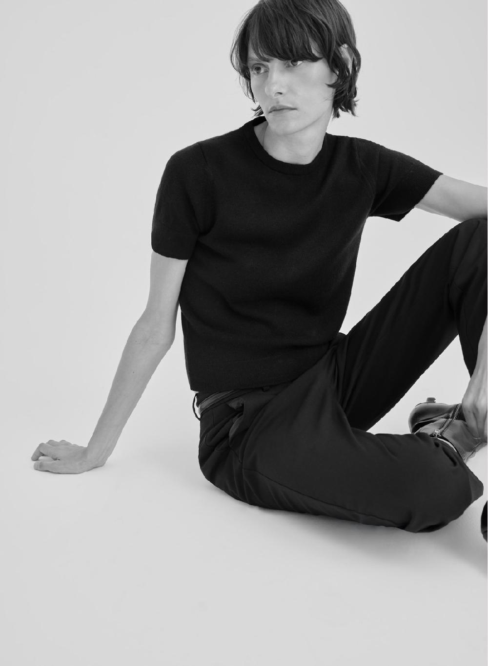 Etiqueta negra Remera tejida lana cashmere Rebajas