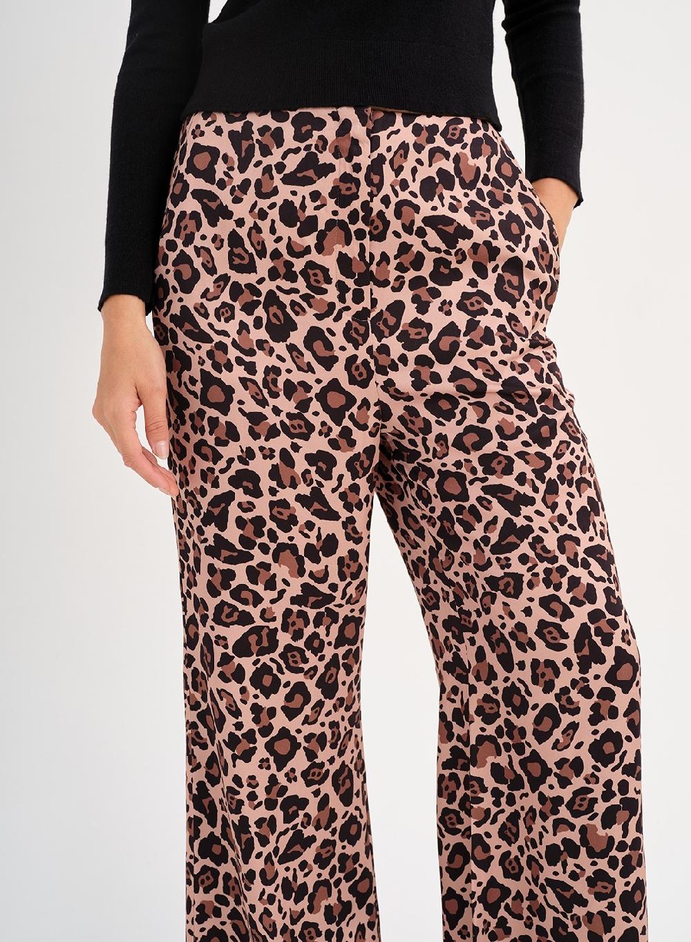 Etiqueta negra Pantalon saten estampado Liquidación