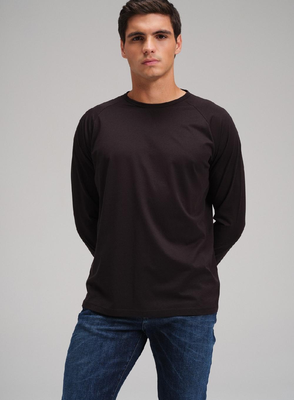 Etiqueta negra Remera raglan cuello U manga larga luxury Descuento