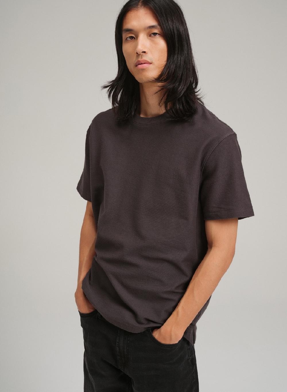 Etiqueta negra Remera cuello U french terry liviano En oferta