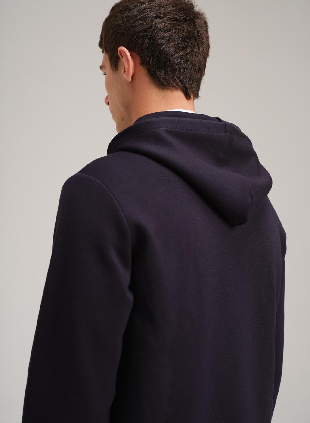 Etiqueta negra Campera hoodie scuba oversize Oferta exclusiva