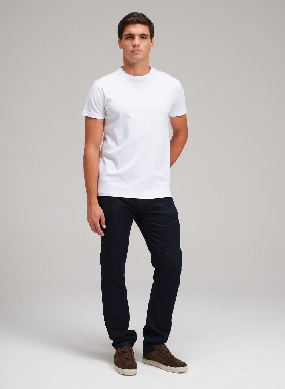 Etiqueta negra Remera cuello U liquid cotton Último día