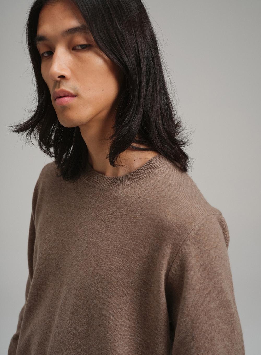 Etiqueta negra PREVENTA - Sweater cuello U cashmere Precio de fábrica