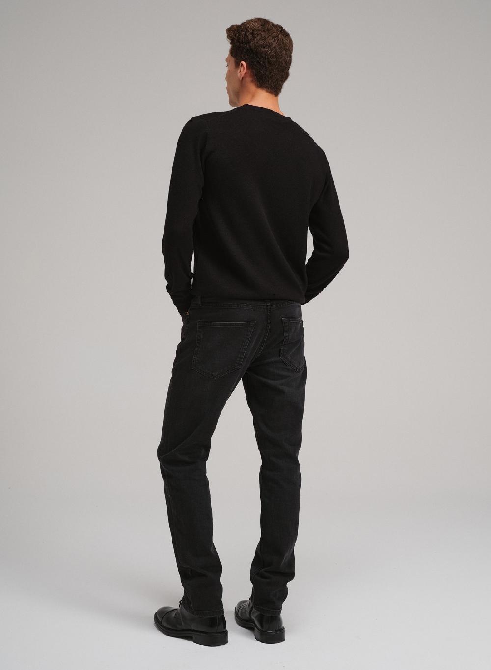 Etiqueta negra PREVENTA - Sweater cuello U cashmere Promoción por tiempo limitado