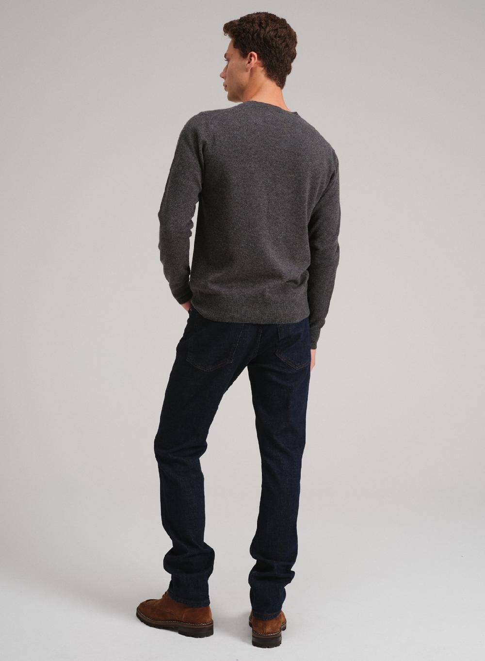 Etiqueta negra PREVENTA - Sweater cuello U cashmere Solo hoy