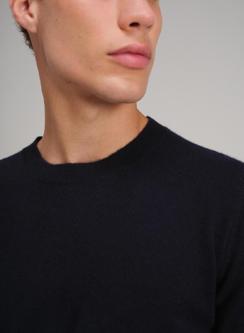 Etiqueta negra PREVENTA - Sweater cuello U cashmere Oferta especial de fábrica